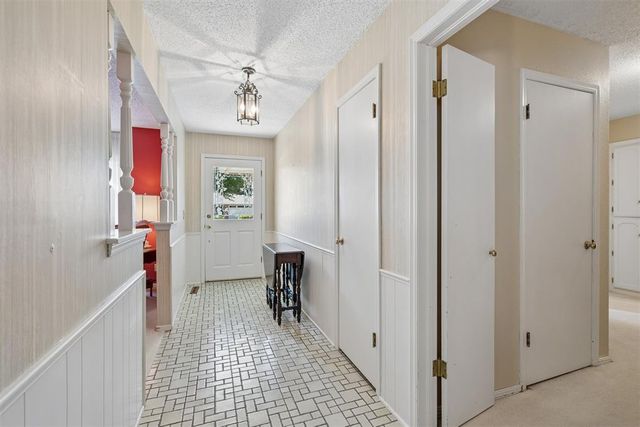 1305 Sims Avenue, Edmond, OK 73013