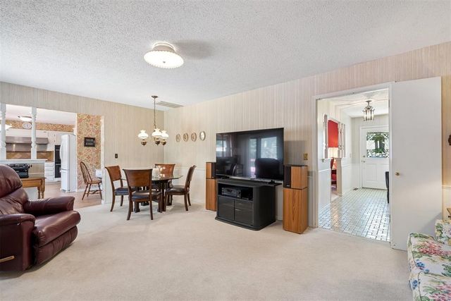 1305 Sims Avenue, Edmond, OK 73013