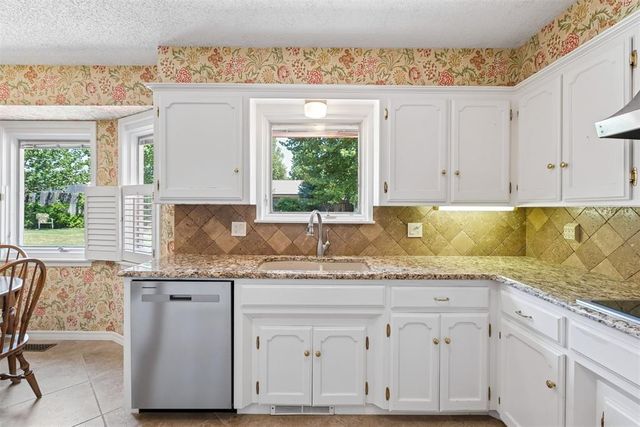 1305 Sims Avenue, Edmond, OK 73013