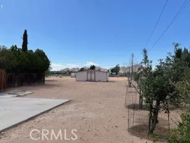 15100 Blackfoot Road, Apple Valley, CA 92307