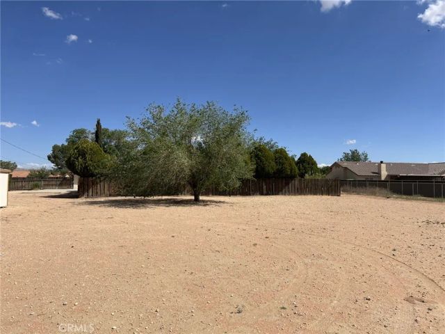15100 Blackfoot Road, Apple Valley, CA 92307