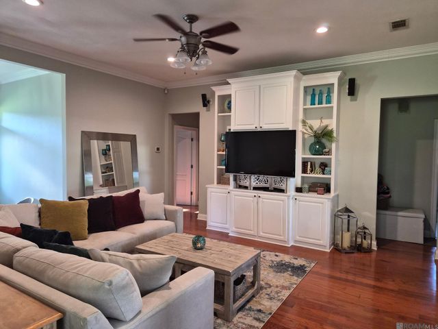 14103 Gerry Kramer Rd, Gonzales, LA 70737