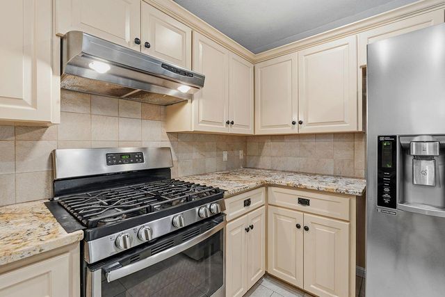 2002 Terry LN, Georgetown, TX 78628