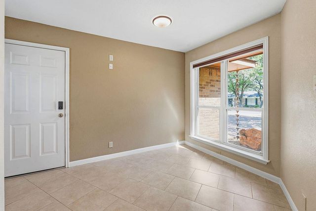 2002 Terry LN, Georgetown, TX 78628