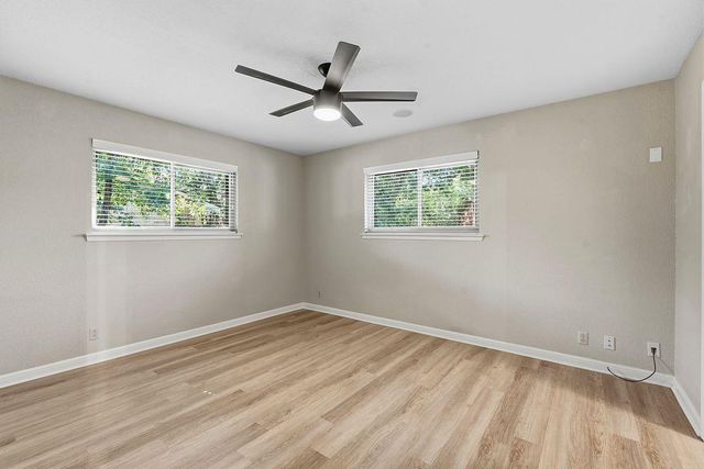 2002 Terry LN, Georgetown, TX 78628