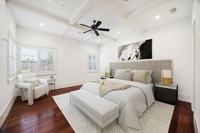 210 Glenwood Drive, Houston, TX 77007