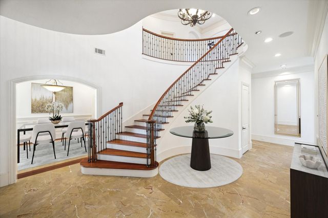 210 Glenwood Drive, Houston, TX 77007