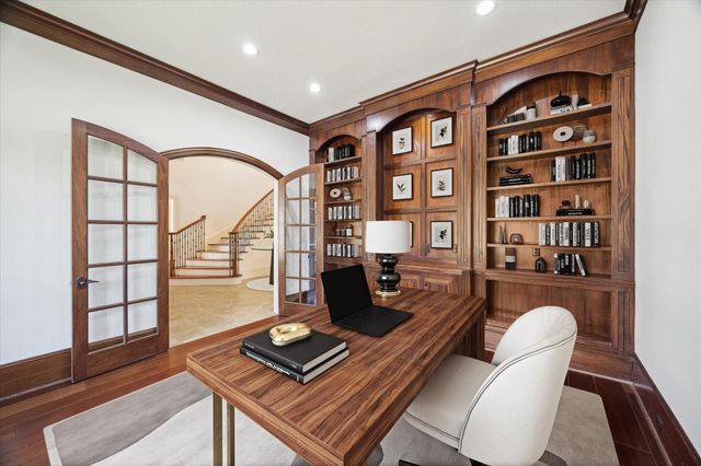 210 Glenwood Drive, Houston, TX 77007