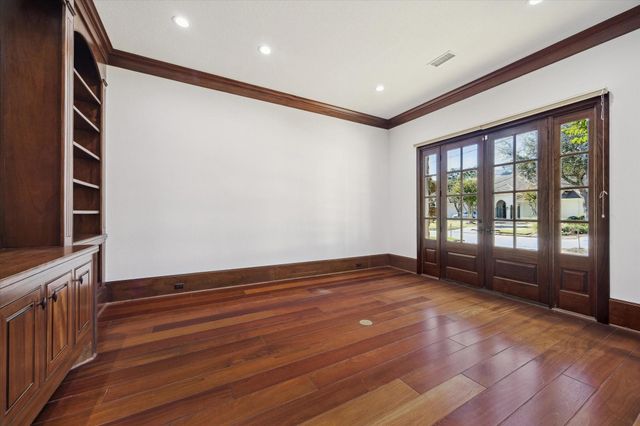 210 Glenwood Drive, Houston, TX 77007