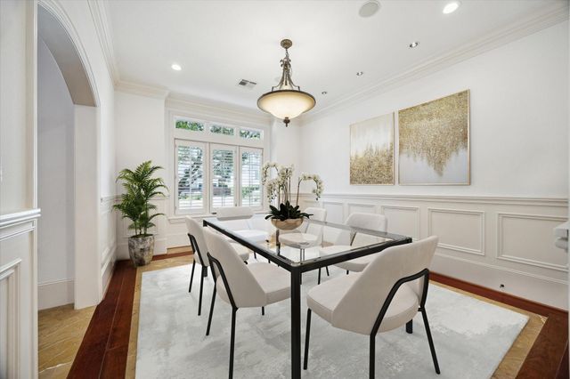 210 Glenwood Drive, Houston, TX 77007