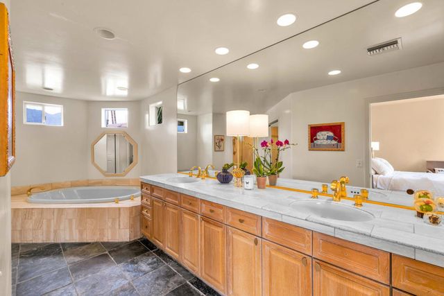 49810 Ave Montero, La Quinta, CA 92253