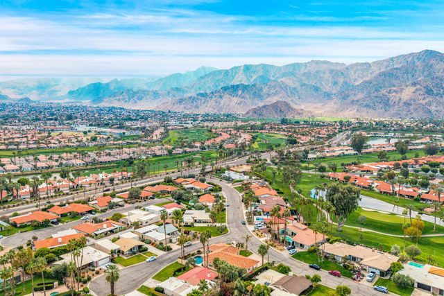 49810 Ave Montero, La Quinta, CA 92253