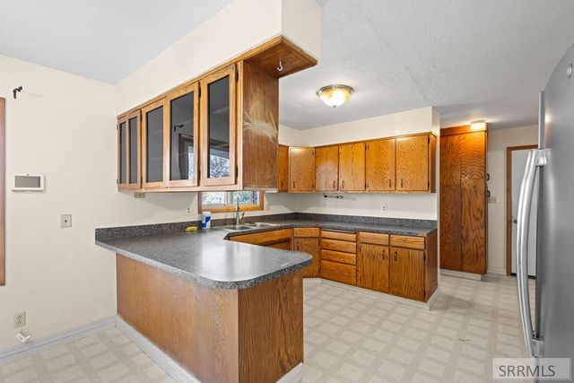 454 W Oak Street, Shelley, ID 83274