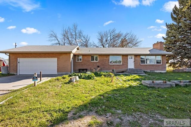 454 W Oak Street, Shelley, ID 83274