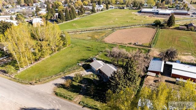 454 W Oak Street, Shelley, ID 83274