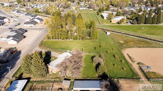 454 W Oak Street, Shelley, ID 83274