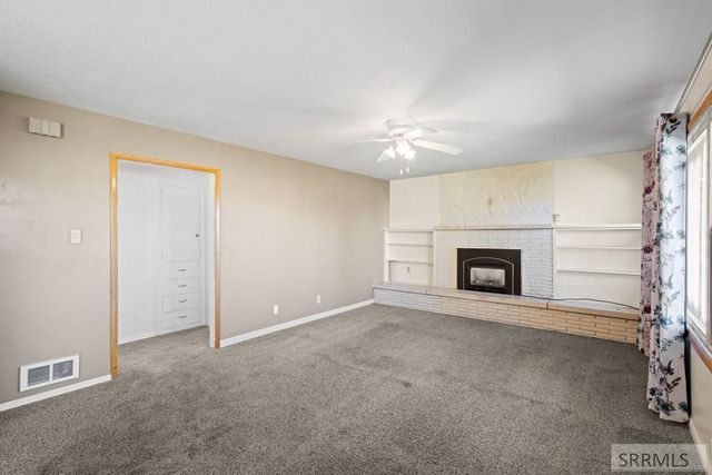 454 W Oak Street, Shelley, ID 83274