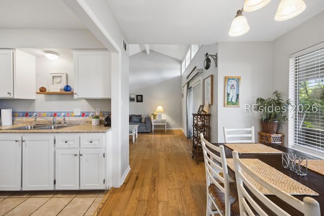 75 Lawton Rd, Hilton Head Island, SC 29928