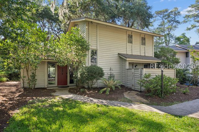 75 Lawton Rd, Hilton Head Island, SC 29928
