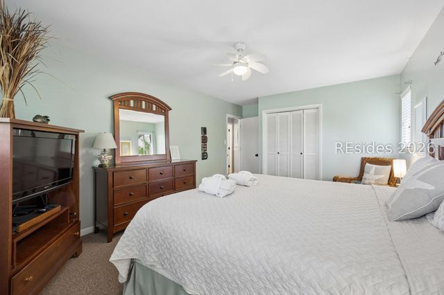 75 Lawton Rd, Hilton Head Island, SC 29928