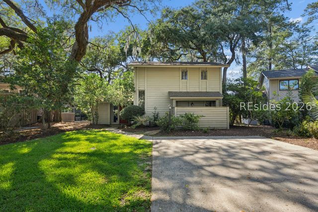 75 Lawton Rd, Hilton Head Island, SC 29928