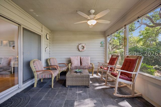 75 Lawton Rd, Hilton Head Island, SC 29928