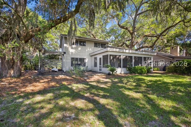 75 Lawton Rd, Hilton Head Island, SC 29928
