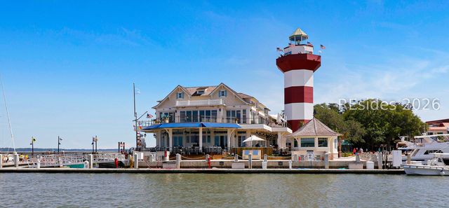 75 Lawton Rd, Hilton Head Island, SC 29928