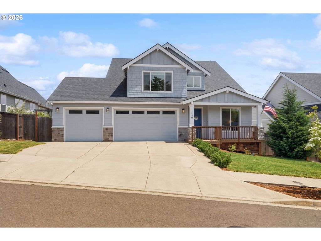 Image 1 of property listing at 120 Nw BROOKSIDE St, Mc Minnville, OR 97128