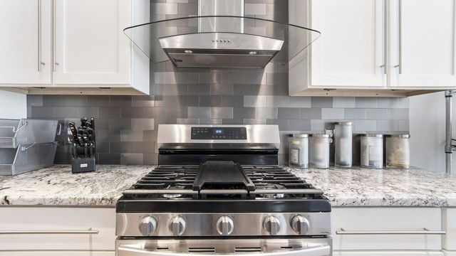 2806 Dunlop Lane, Crestview, FL 32539