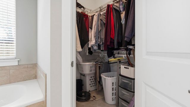 2806 Dunlop Lane, Crestview, FL 32539