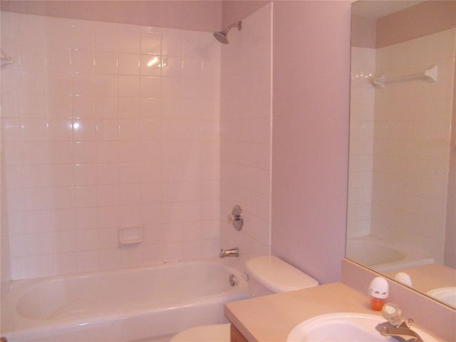 4122 WATERSIDE ISLAND COURT, Tampa, FL 33617