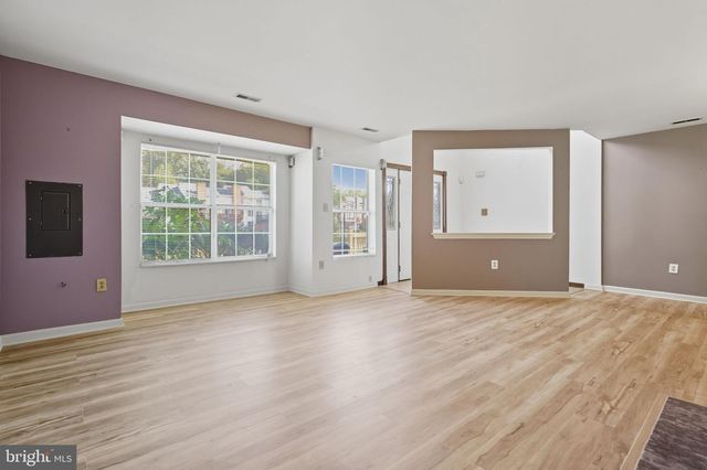 7922 CHAPEL COVE DR, Laurel, MD 20707