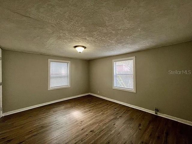 2003 10TH STREET S, St Petersburg, FL 33705