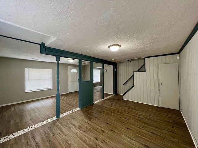 2003 10TH STREET S, St Petersburg, FL 33705
