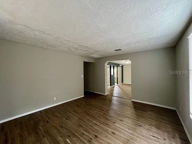 2003 10TH STREET S, St Petersburg, FL 33705