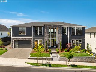 305 W FIR Loop, Washougal, WA 98671