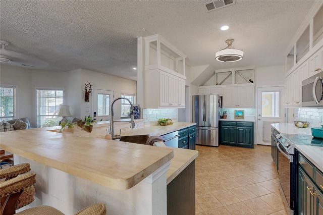 6135 Fm 547, Farmersville, TX 75442