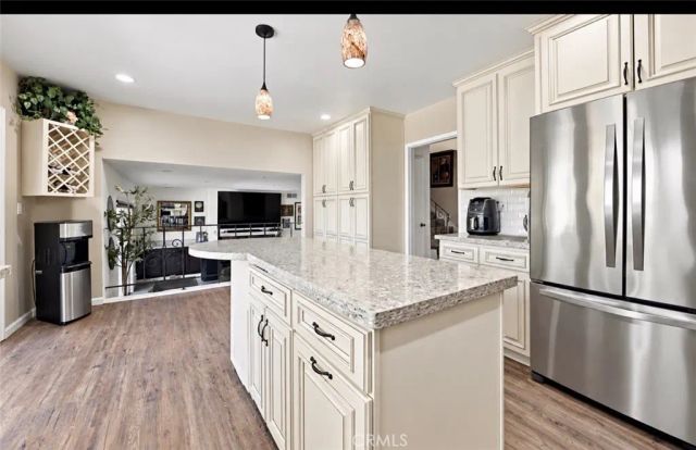 10640 Sylvia Ave, Porter Ranch, CA 91326