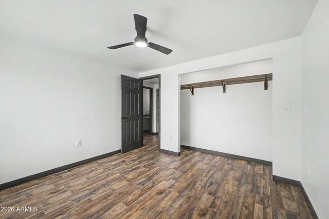 8601 N 71st Avenue 57, Glendale, AZ 85301
