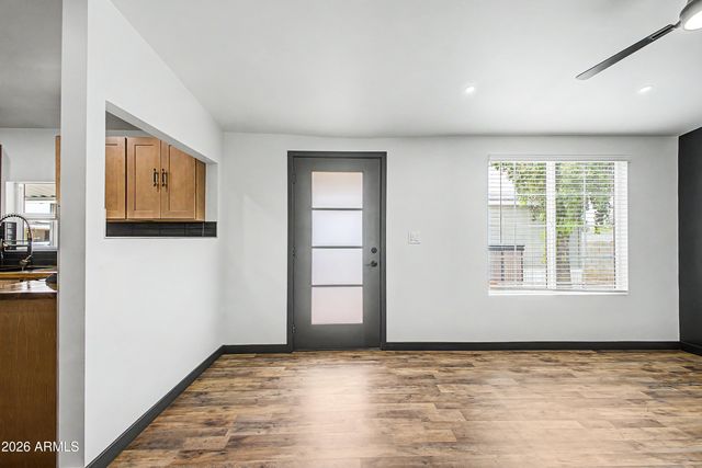 8601 N 71st Avenue 57, Glendale, AZ 85301