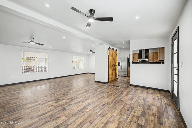 8601 N 71st Avenue 57, Glendale, AZ 85301