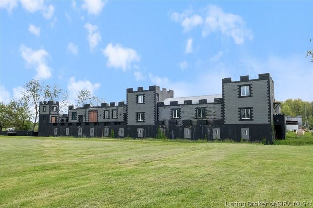 6900 Dave Carr Road, Charlestown, IN 47111