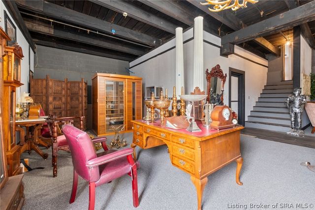 6900 Dave Carr Road, Charlestown, IN 47111