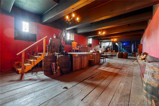 6900 Dave Carr Road, Charlestown, IN 47111