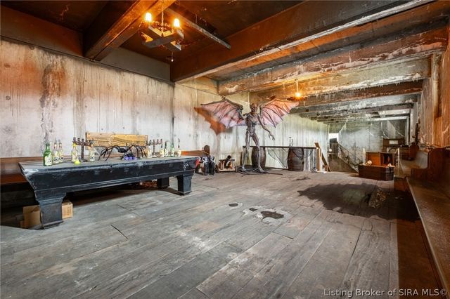 6900 Dave Carr Road, Charlestown, IN 47111