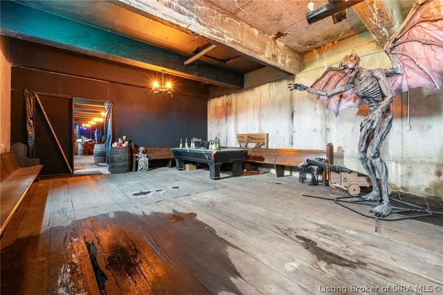 6900 Dave Carr Road, Charlestown, IN 47111