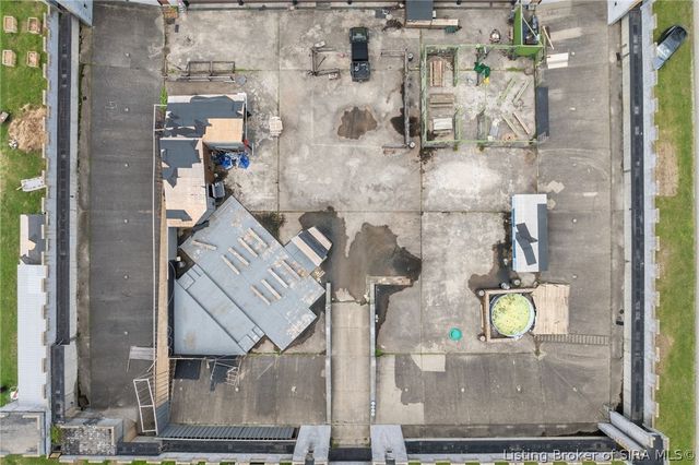 6900 Dave Carr Road, Charlestown, IN 47111