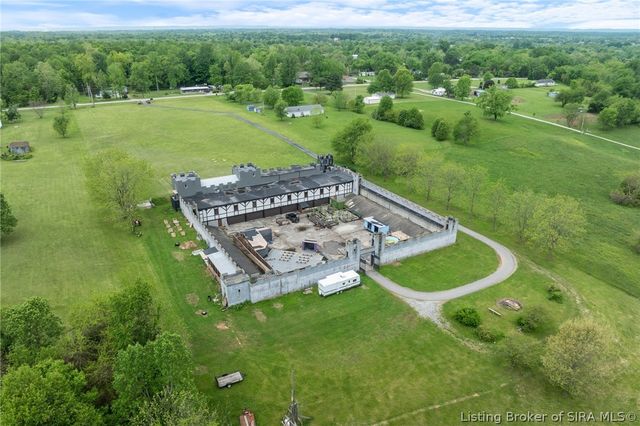 6900 Dave Carr Road, Charlestown, IN 47111