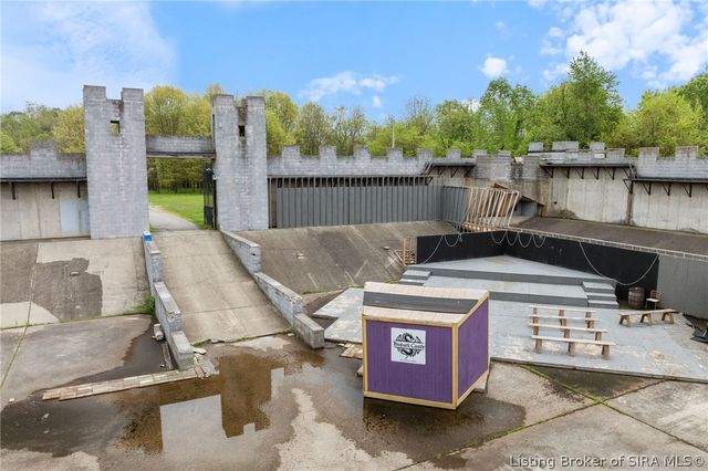 6900 Dave Carr Road, Charlestown, IN 47111